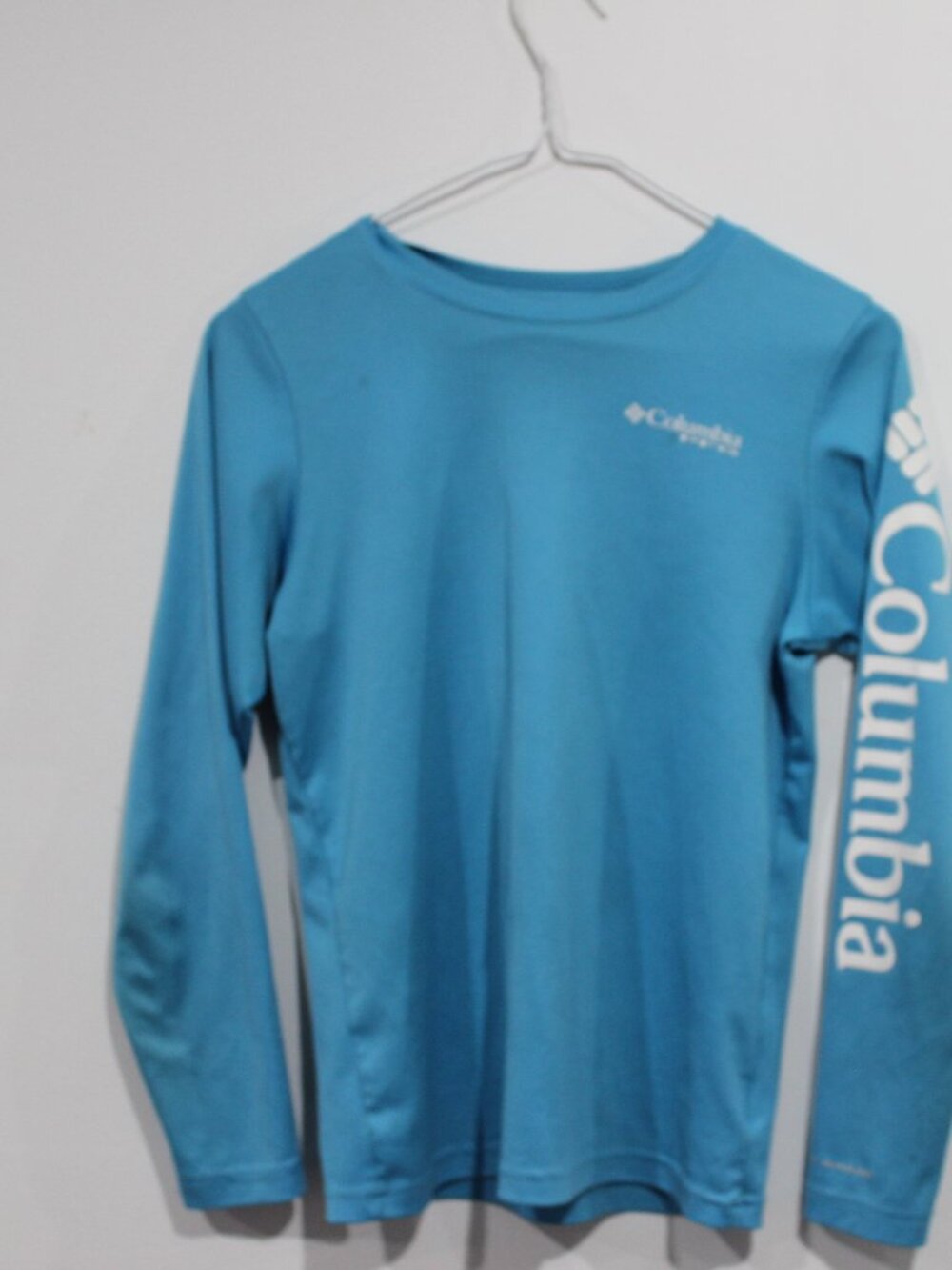 Columbia PFG Men’s Blue Sleeve Logo Long Sleeve Performance Fishing Shirt